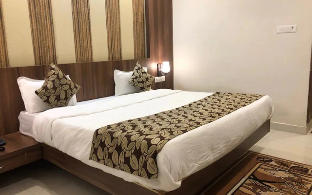 Hotel Rishabh