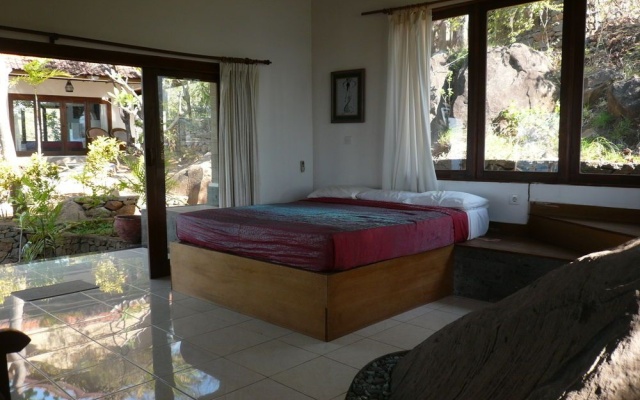Wawa Wewe Rock Resort – Guest Rooms – Bunutan