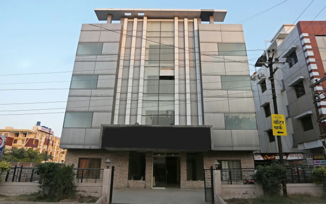 OYO 7710 Kundan Regency
