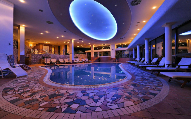 Grand Hotel Adriatic II