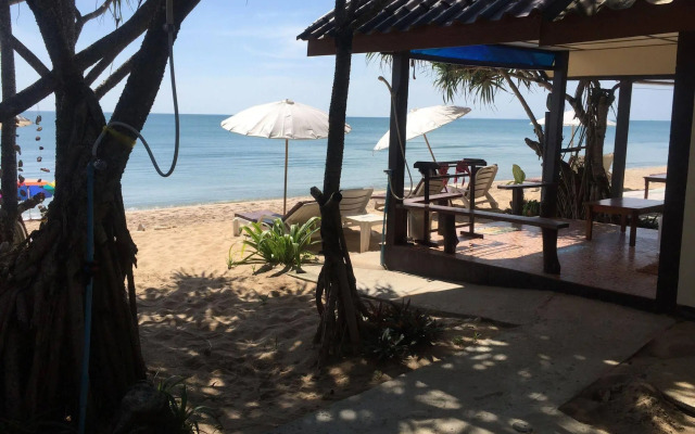 Baan Rim Lay