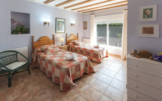 Frederic - Villa With Private Pool