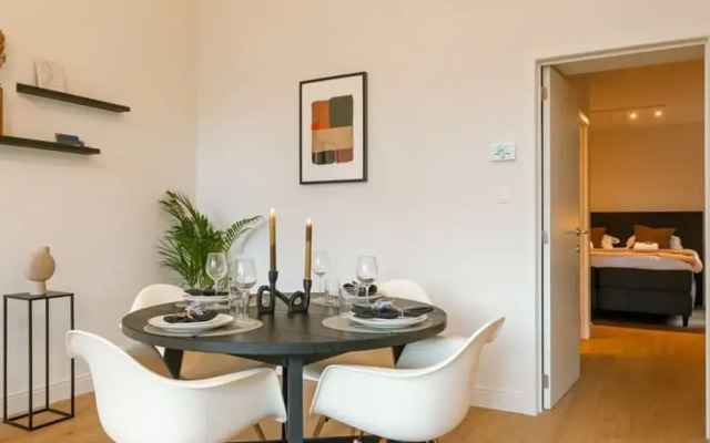 Modern Apartment Located at Historical Main Square