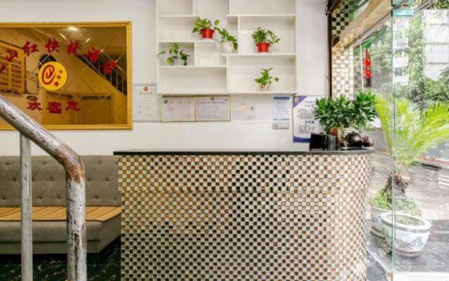 OYO bashan red express hotel in dazhou