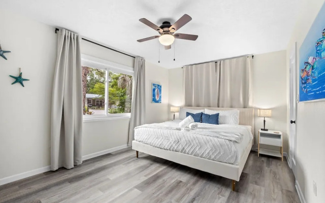 Heated Salt Pool Arcade 2 Kings Near AMI