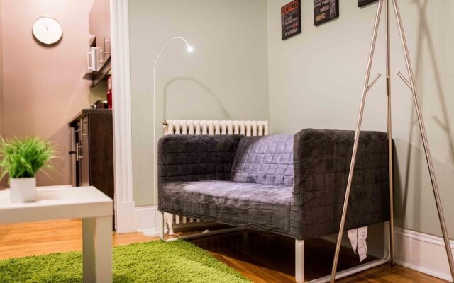 My Studio Moncton - Le Broadway