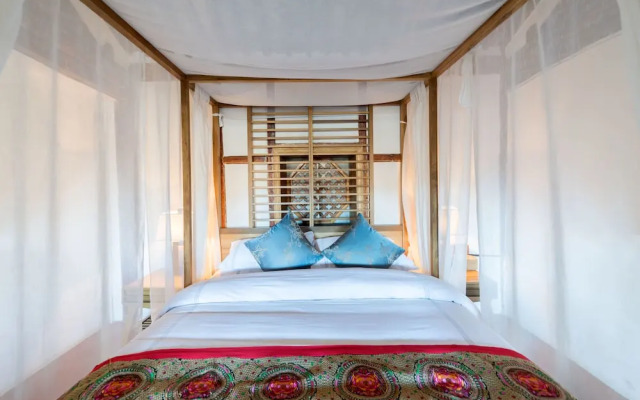 Dali Old Courtyard Boutique Inn