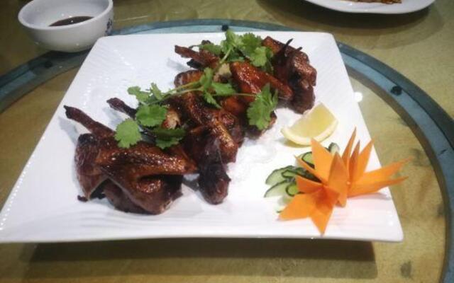 Lake Star Inn (Zhuhai Baitengtou Seafood Street)
