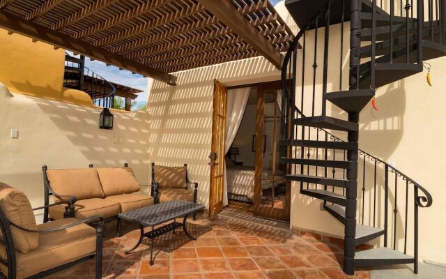 Casa Del Vino 2BR by Casago