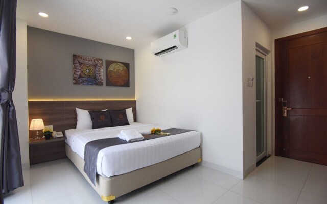Hera Hotel