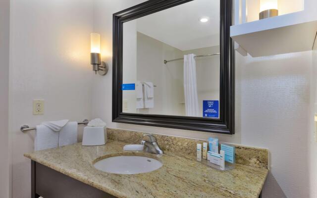 Hampton Inn & Suites Flint/Grand Blanc