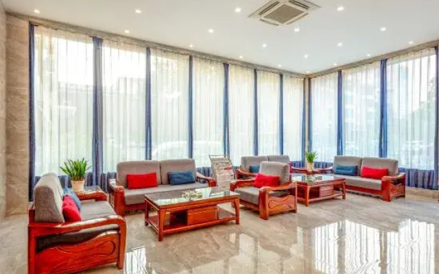 Pinglu Hotel