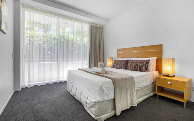 Peninsula Airlie Beach – Guest Rooms – Cannonvale