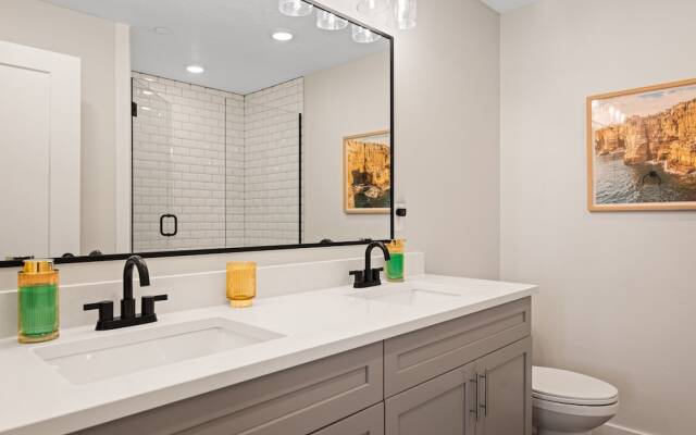 Desert Oasis 3 Bedroom Condo