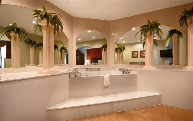 Best Western Plus Bradbury Inn & Suites