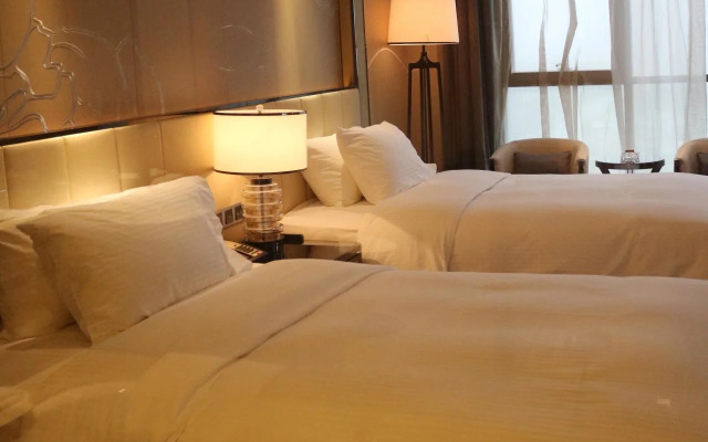 Fuyang Wanda Realm Hotel
