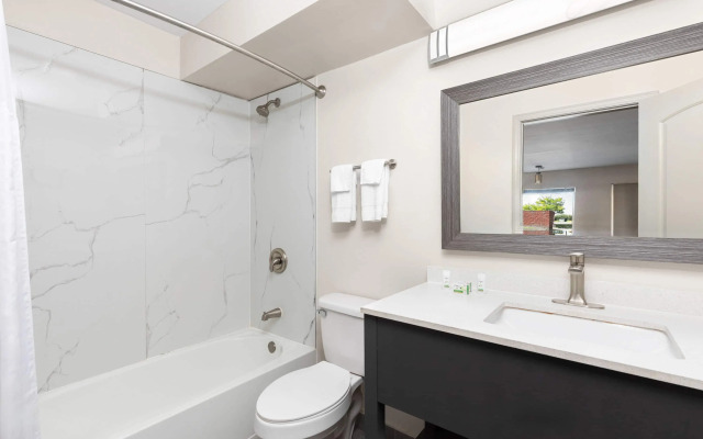 Baymont by Wyndham Dothan