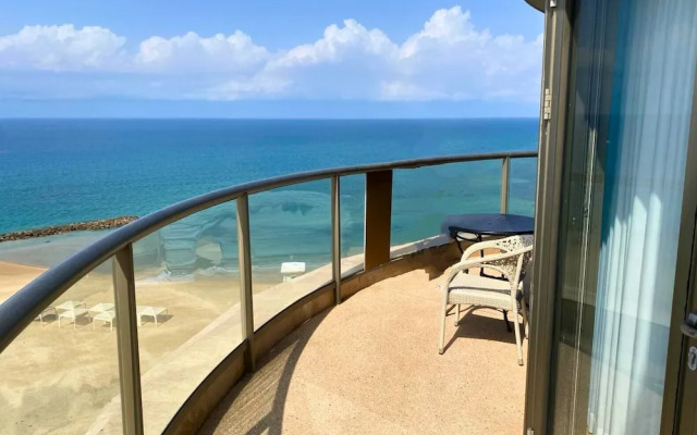 Almog Beach