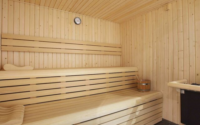 Beautiful apartment with balcony or terrace, near the beach