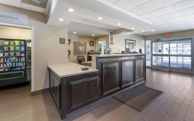 Comfort Inn & Suites Porter near Indiana Dunes