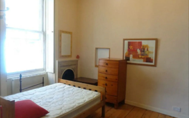 Silver Lining - Mile Apartments