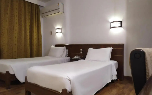 Pearl Hotel