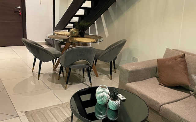 danny's lux home