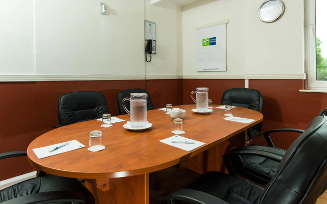 Holiday Inn Express Burton Upon Trent by IHG