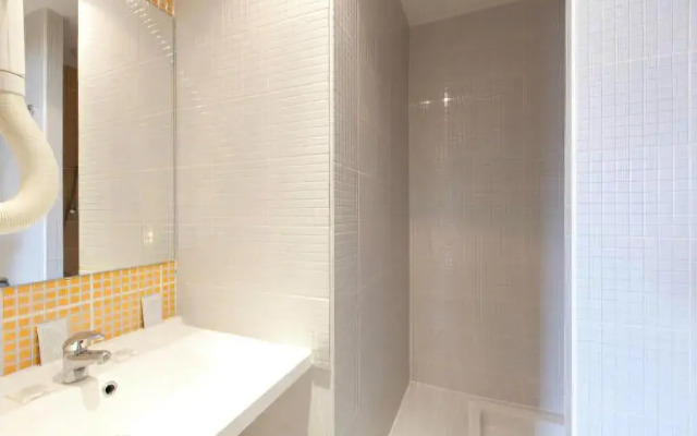 Hôtel Orly Superior