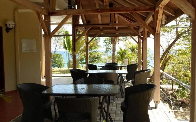 Meili Beach Resort