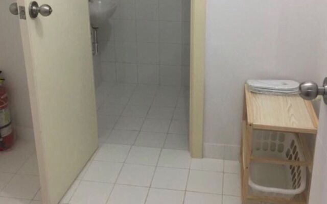 2 Bedroom Suite by Nezpril at Acqua Residence Manila