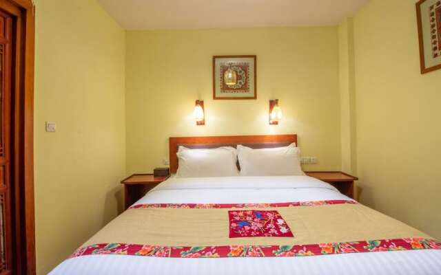 Floral Hotel · Yi Xing Lijiang
