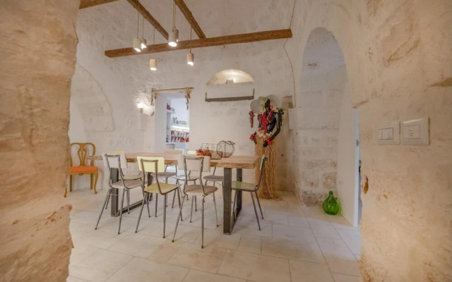 Gorgeous Trulli Alma Viva With Pool 12 Sleeps
