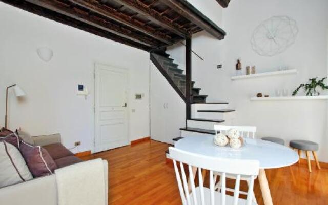 Rent in Rome Trevi Fountain Suite