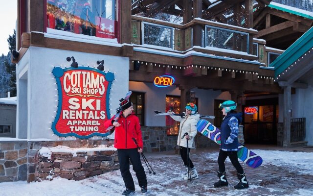 Alpine Village Suites