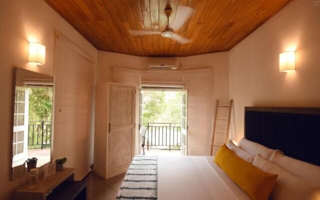 Spica Holiday Home