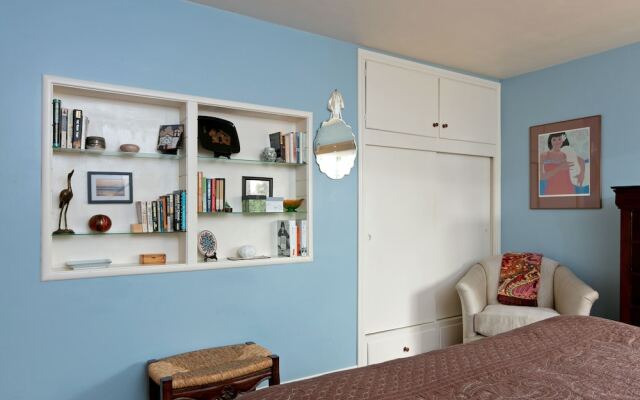 3772 Ventura - 1 Bedroom Duplex