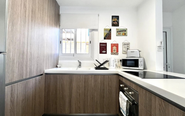 93 KAP - Stay Almyra House
