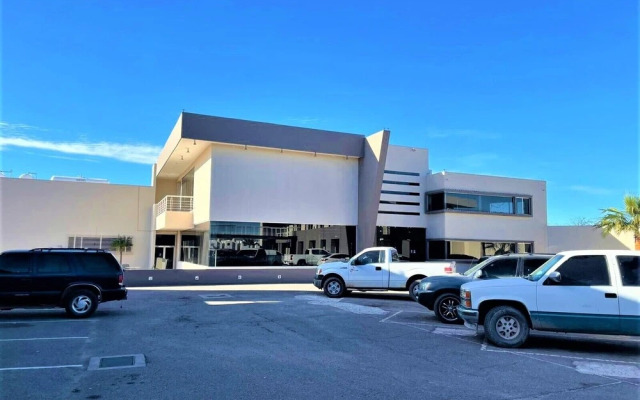 Hotel Oasis