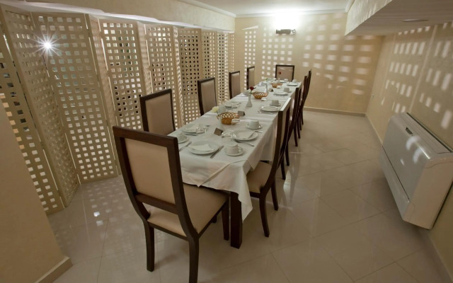 Alwalid Hotel
