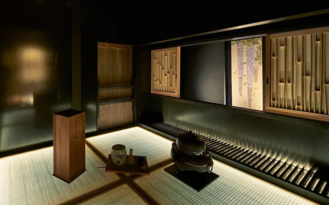 Kiraku Kyoto Rinpa