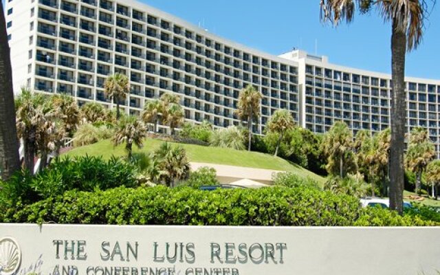 San Luis Condominiums