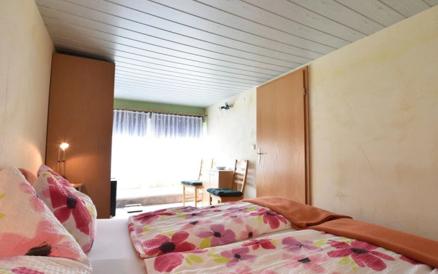 Gorgeous Holiday Home in LÃ¼tten Klein Near the Sea