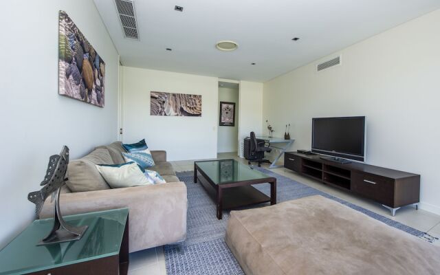 Blue on Blue Apartment 1031