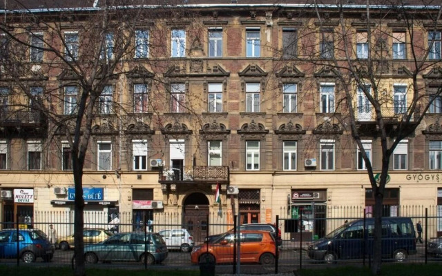 Sweet Home Apartment 2.