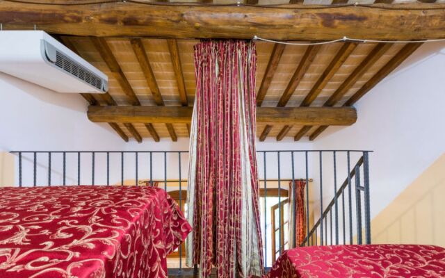 House Farfalla Riparbella