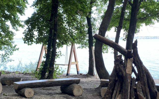 River Glamp (Ривер Глэмп)