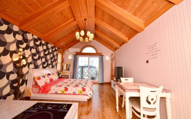 Geojedo Birds Hill Pension