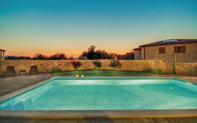 Beautiful Home in Turcic With Wifi and 4 Bedrooms