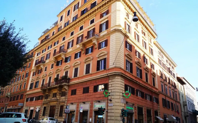 Caterina Embassy Apartment